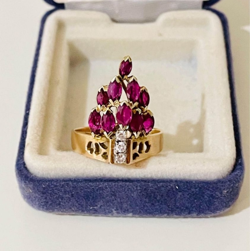 Vintage 1900-1930 Ruby & Diamond Crown Ring set in 14k Solid Gold - Picture 4 of 5